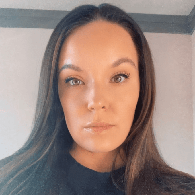 account-manager-Amber